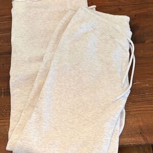 Brandy Melville oatmeal colored sweatpants